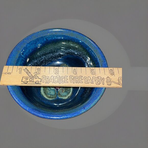 Susan DeMay Floral Blue Pottery Two Piece Chip And Dip Set Signed - Picture 9 of 12